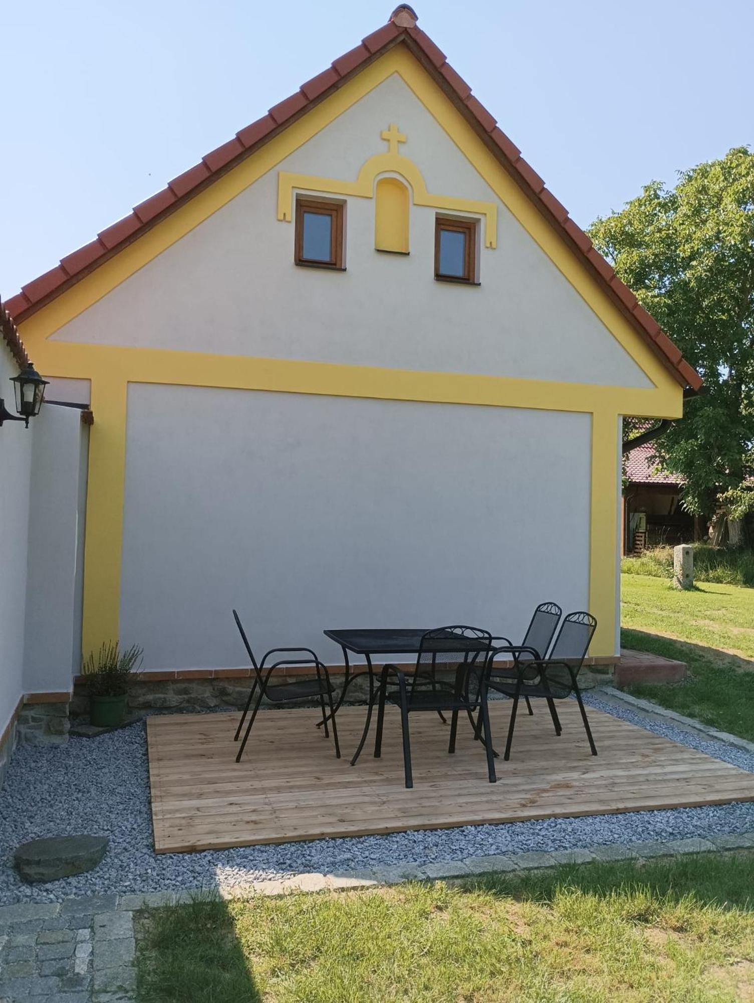 Apartman Na Statku Jílovice 외부 사진